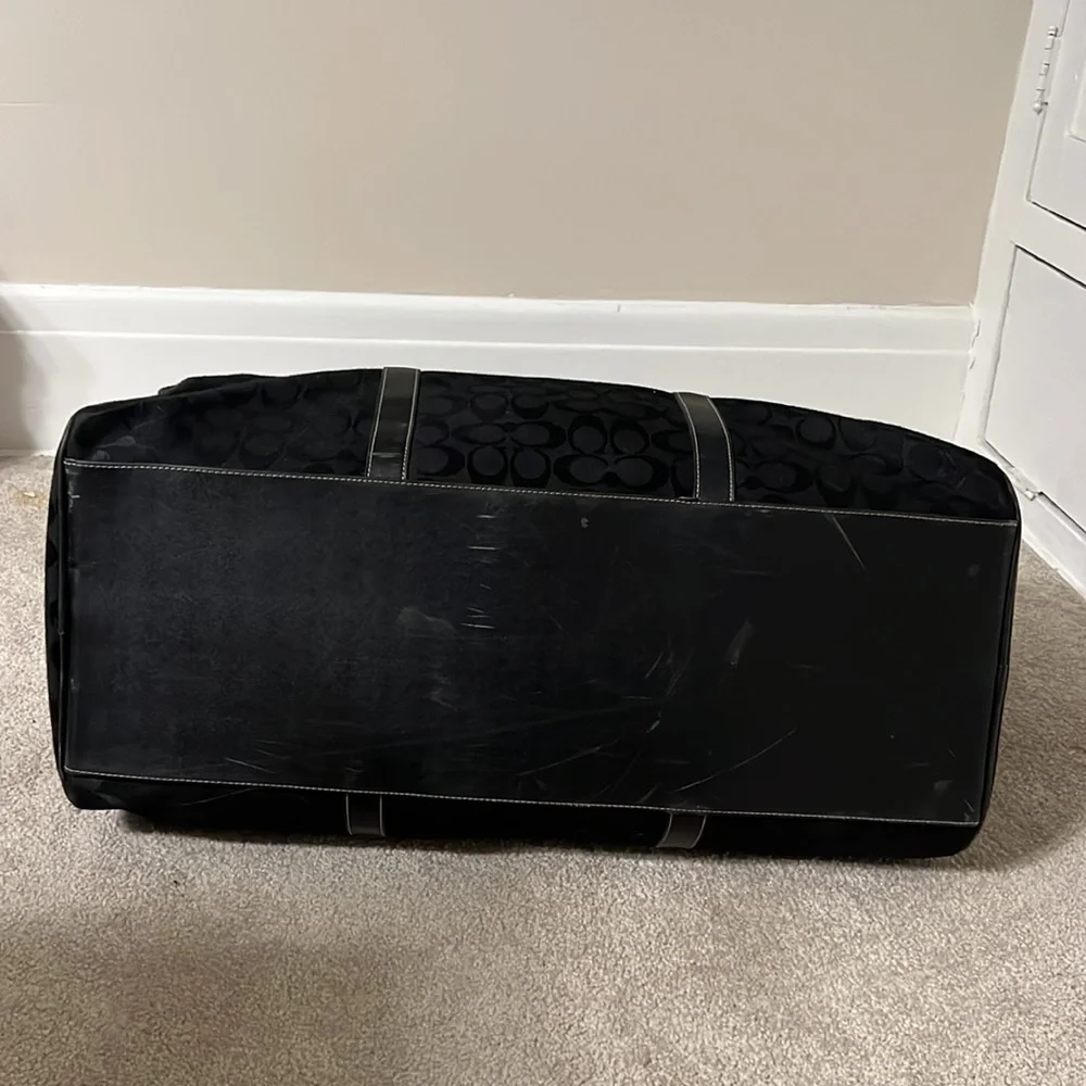 COACH BLACK TRAVEL DUFFEL BAG - Picture 13 of 16